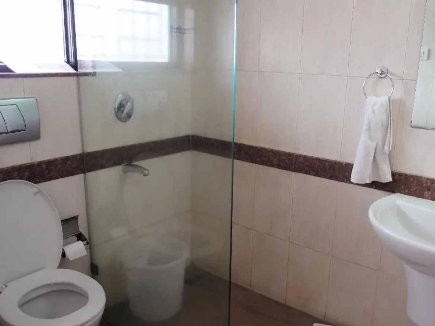 Arpanaa Hotel