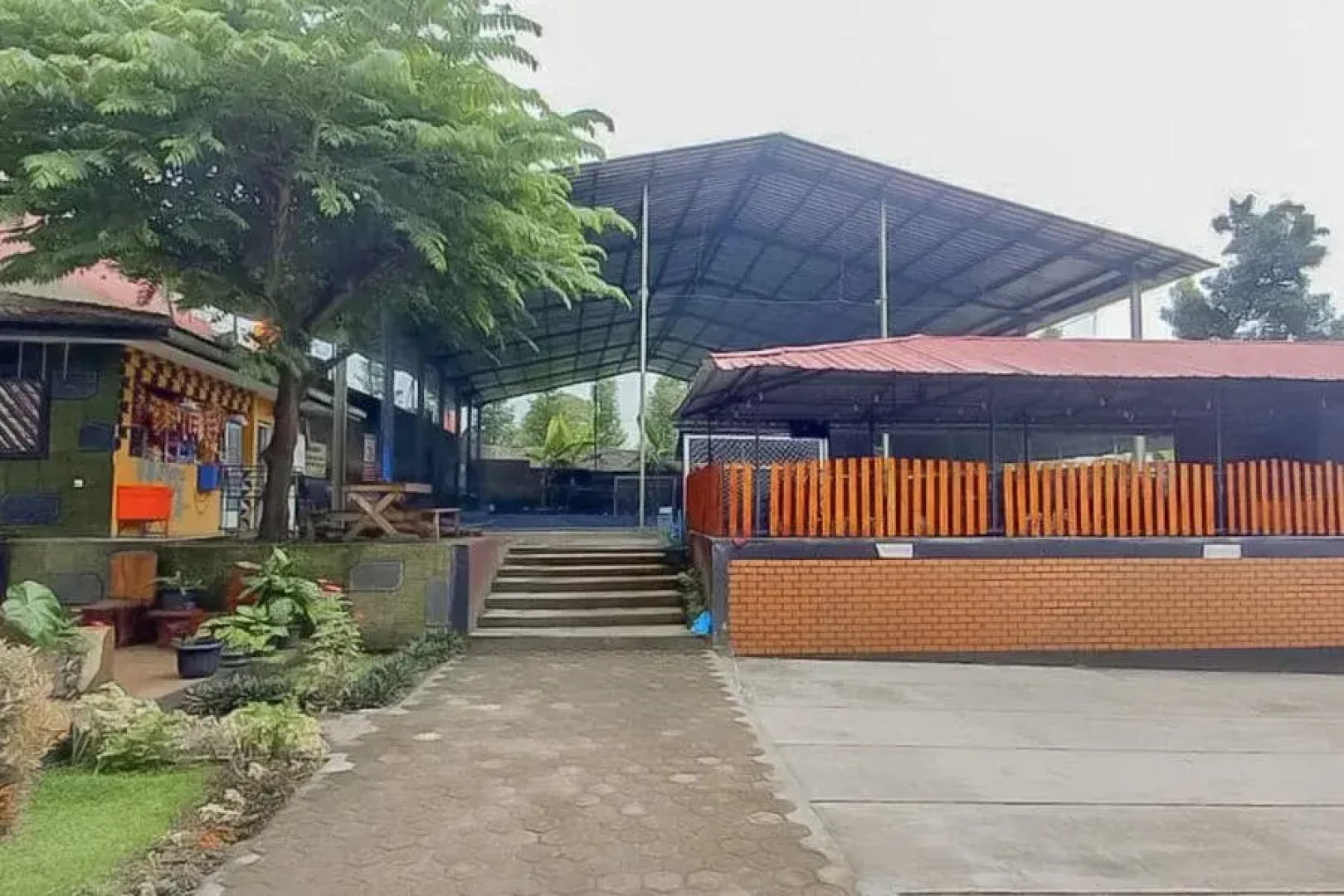 Hotel Sri Indravati RedPartner