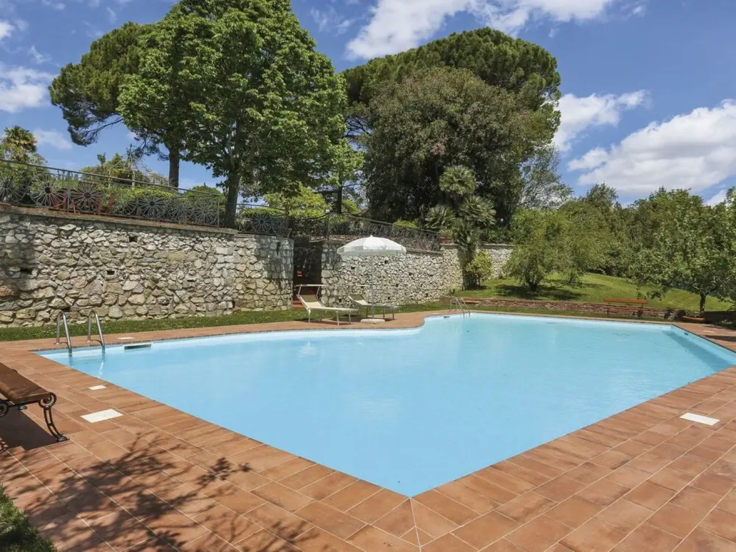 Villa La Guardia Vecchia Crespina Lorenzana