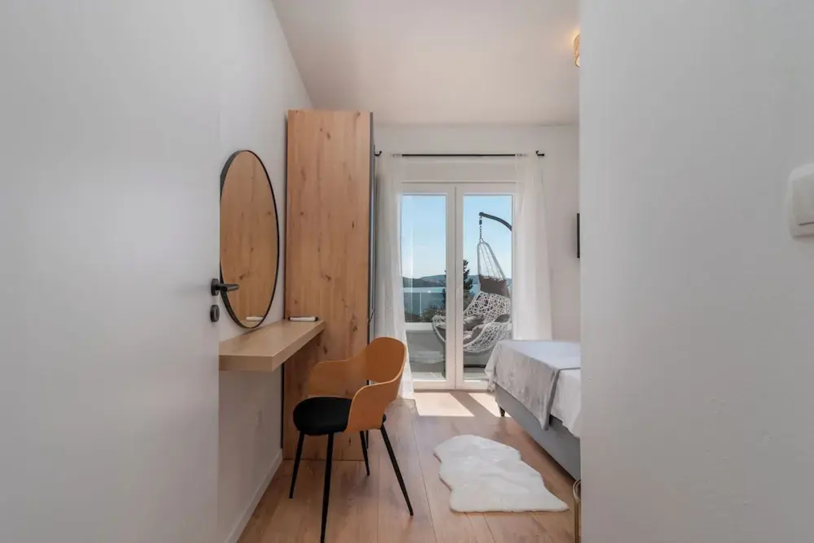 Villa Eight by Villa Kuzmanic