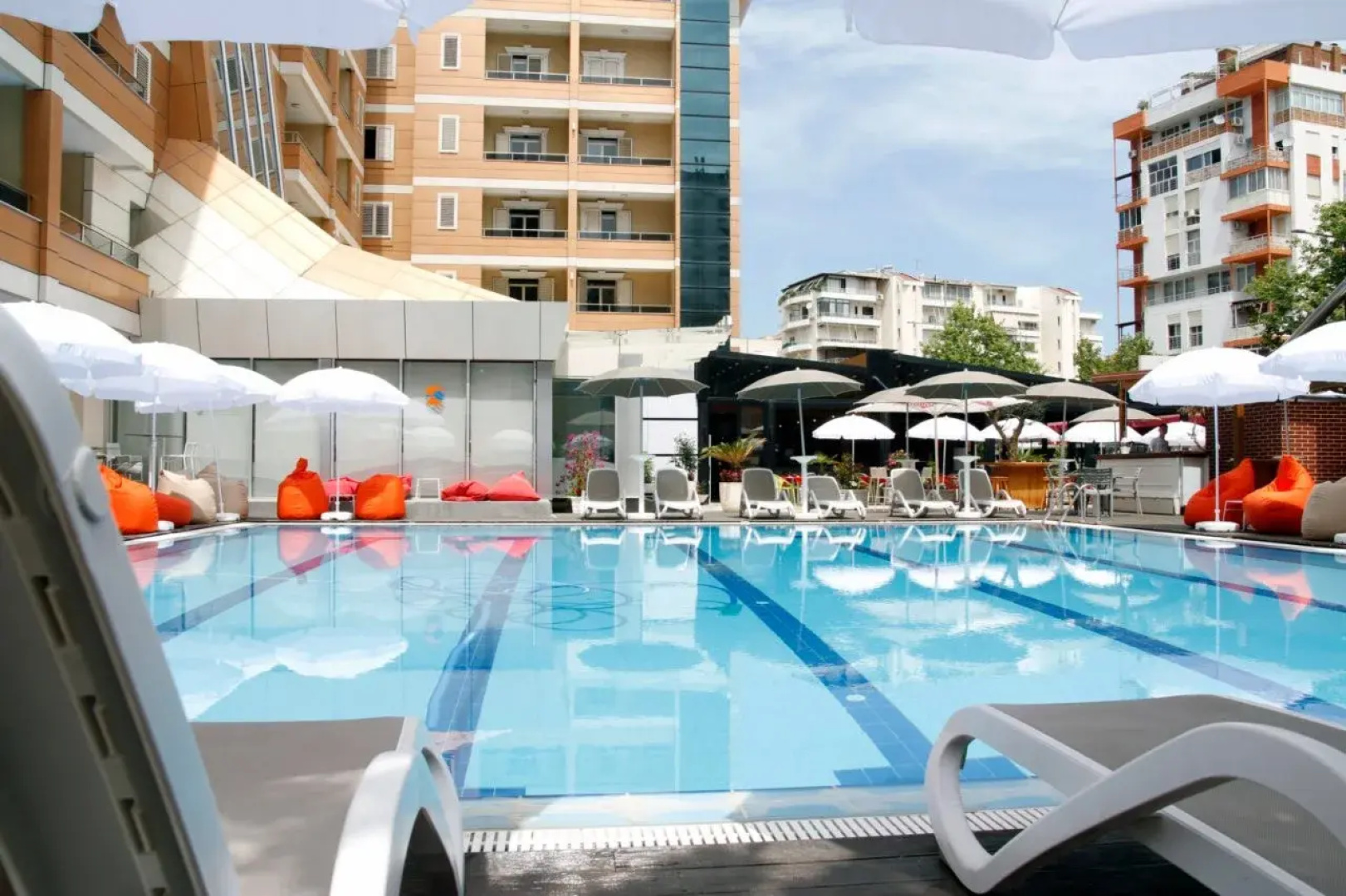 AMH Hotel