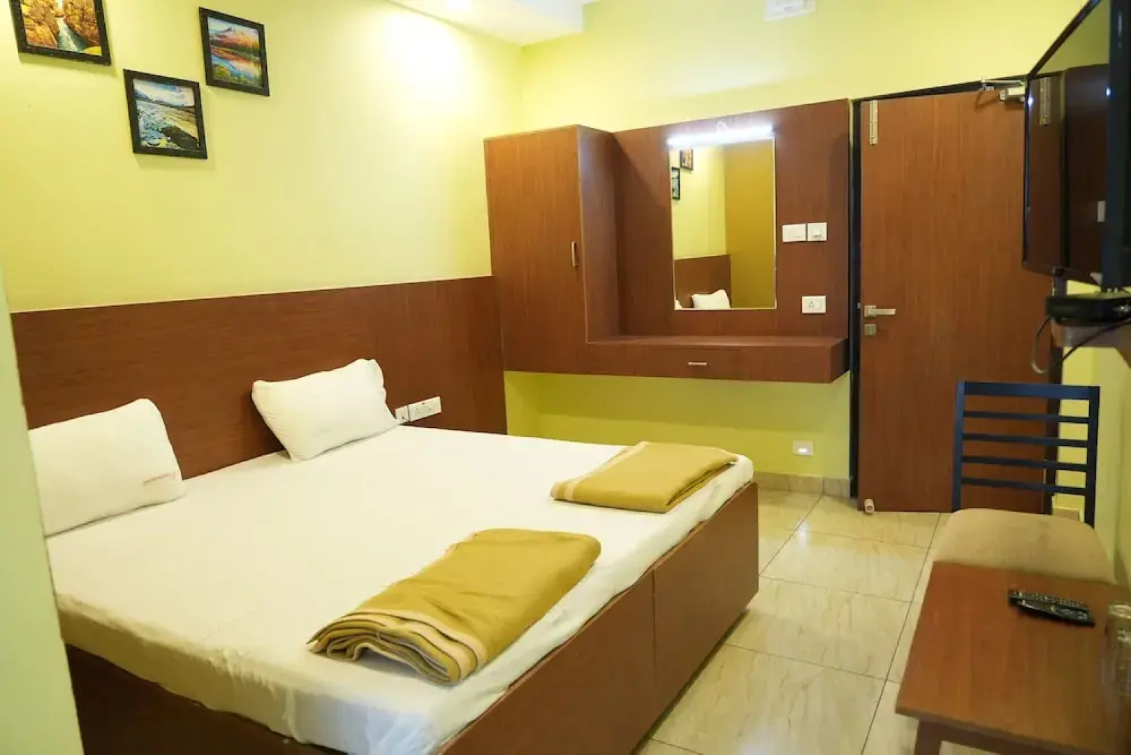 Sri Krishnan Residency