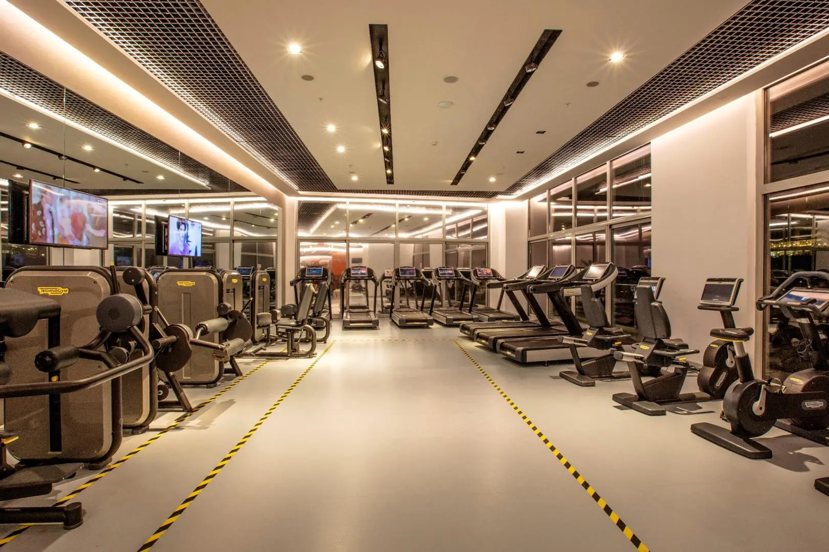 Charisma De Luxe Hotel