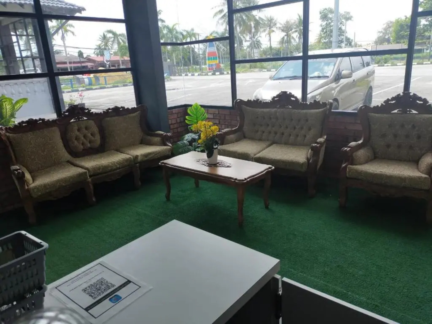 Dlayaran Hotel & Cafe