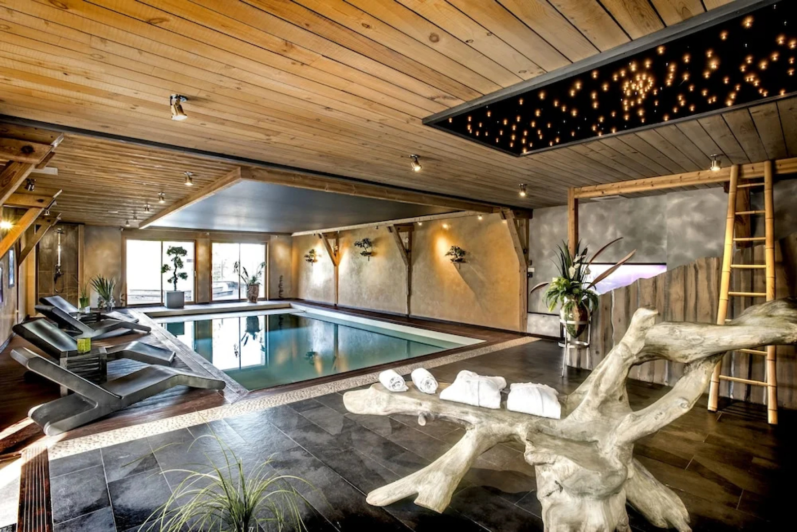Logis De France Le Rocher Blanc