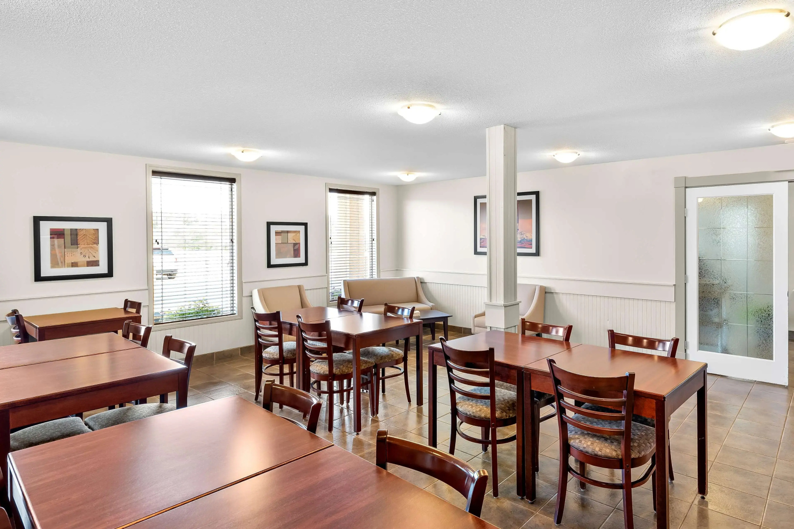 SureStay Plus Hotel by Best Western Hardisty
