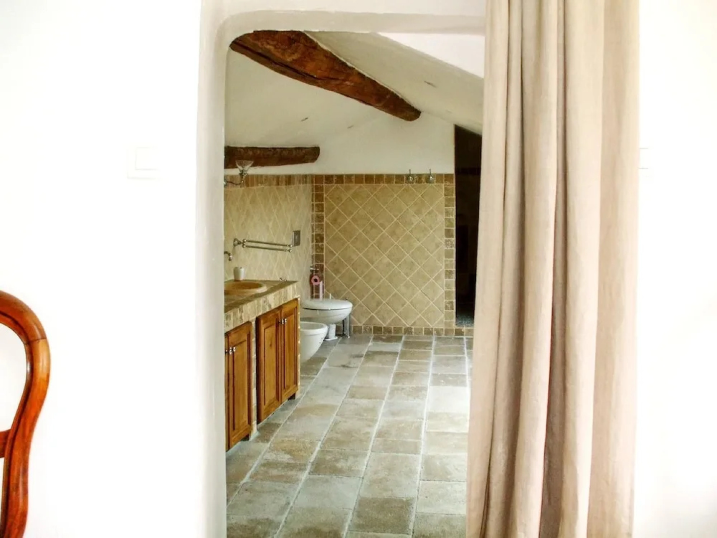 House With 4 Bedrooms in Mollégès, With Wonderful Mountain View, Priva