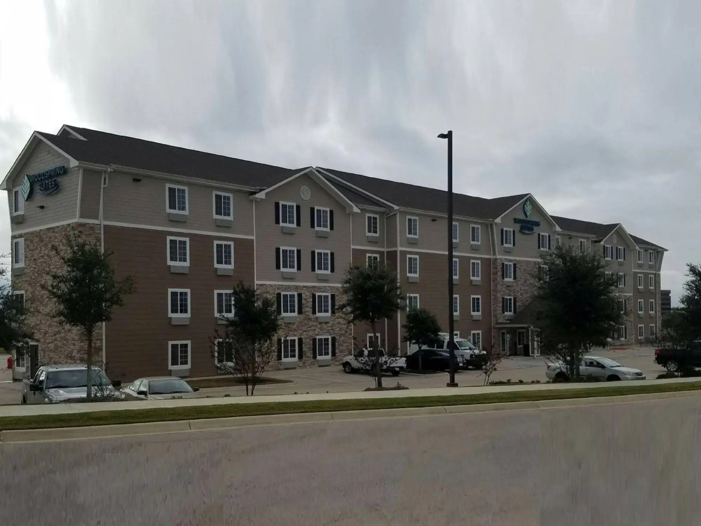 WoodSpring Suites College Station