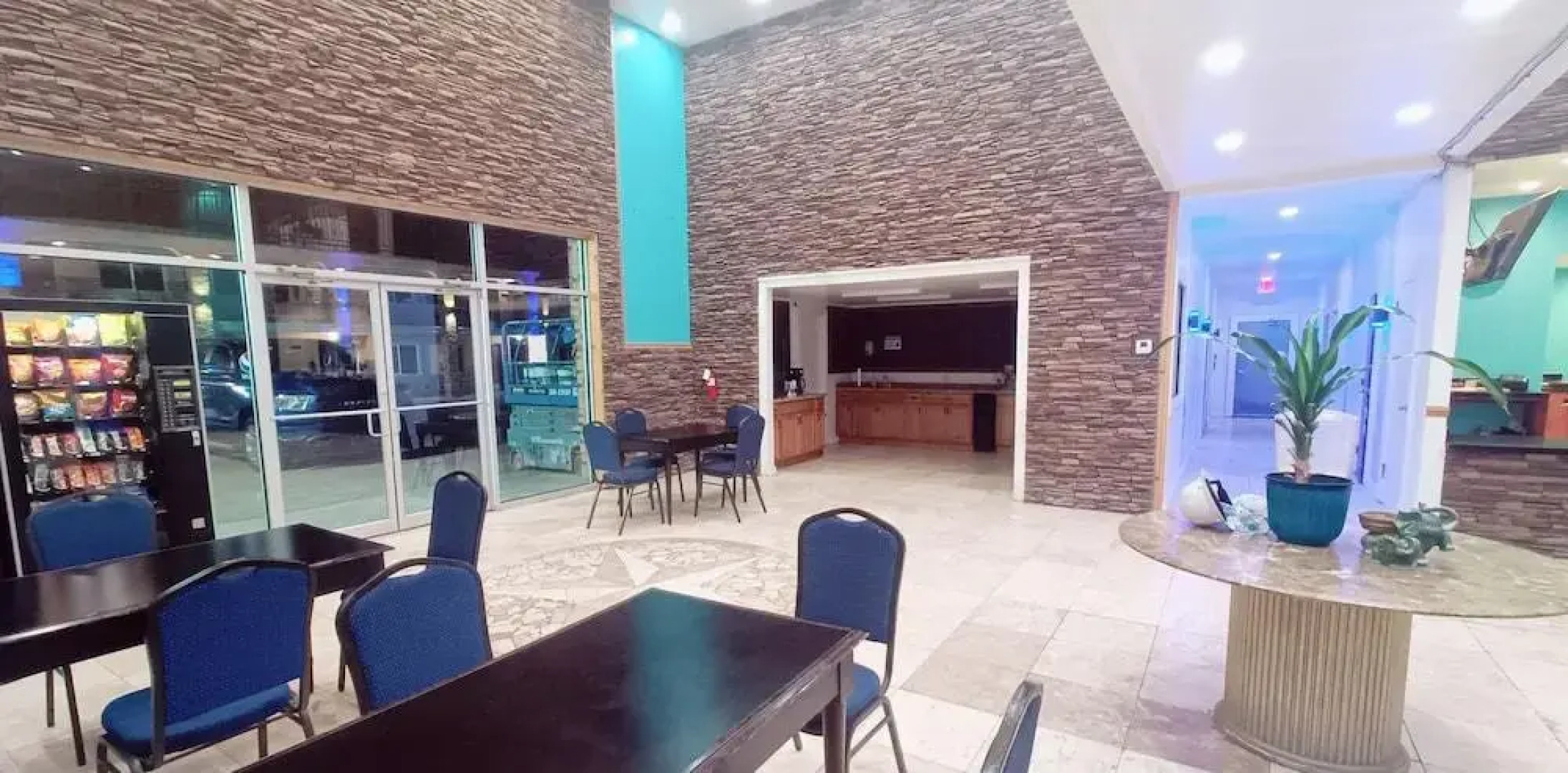 B&J Hotel and Apartment