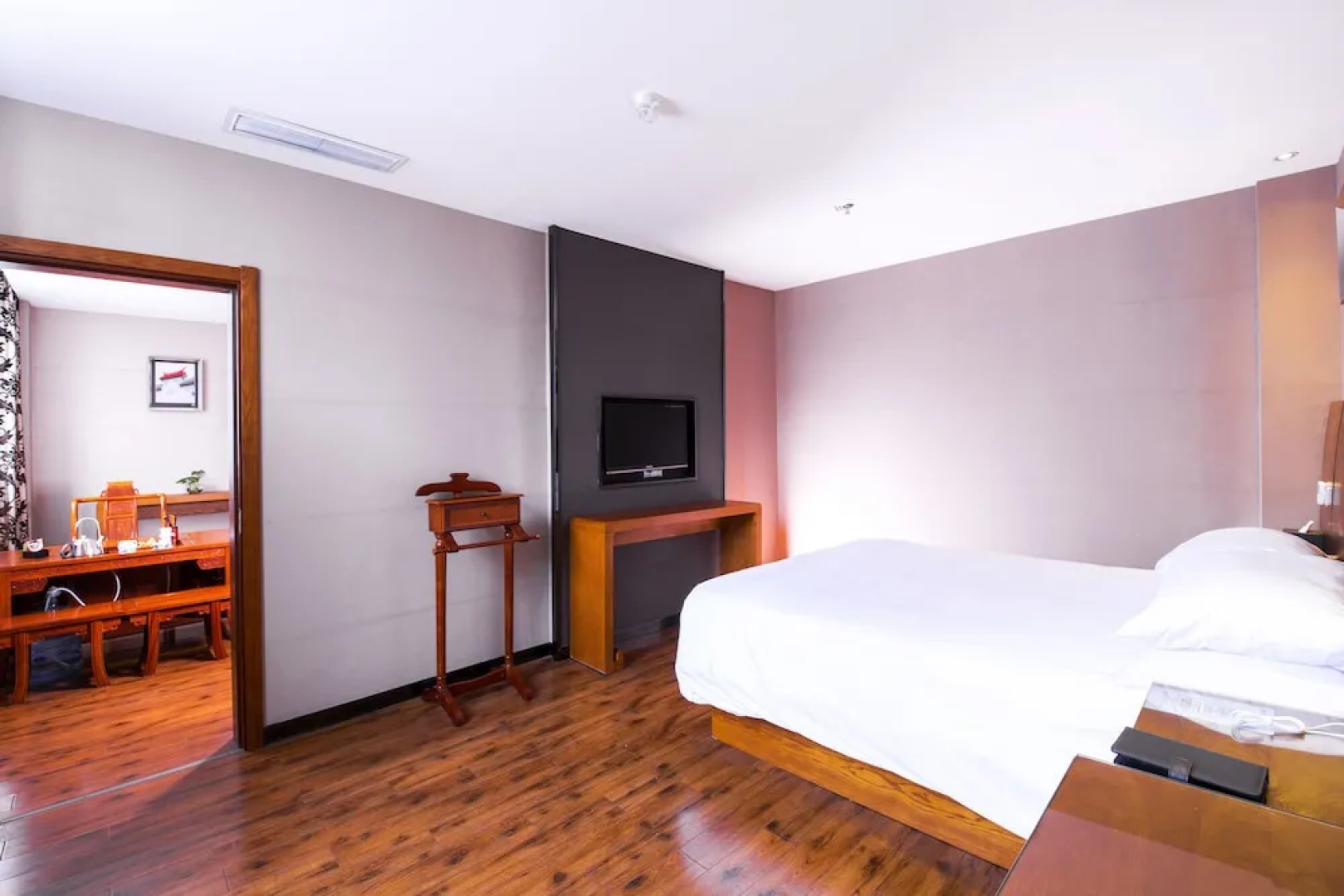 The Posh Hotel