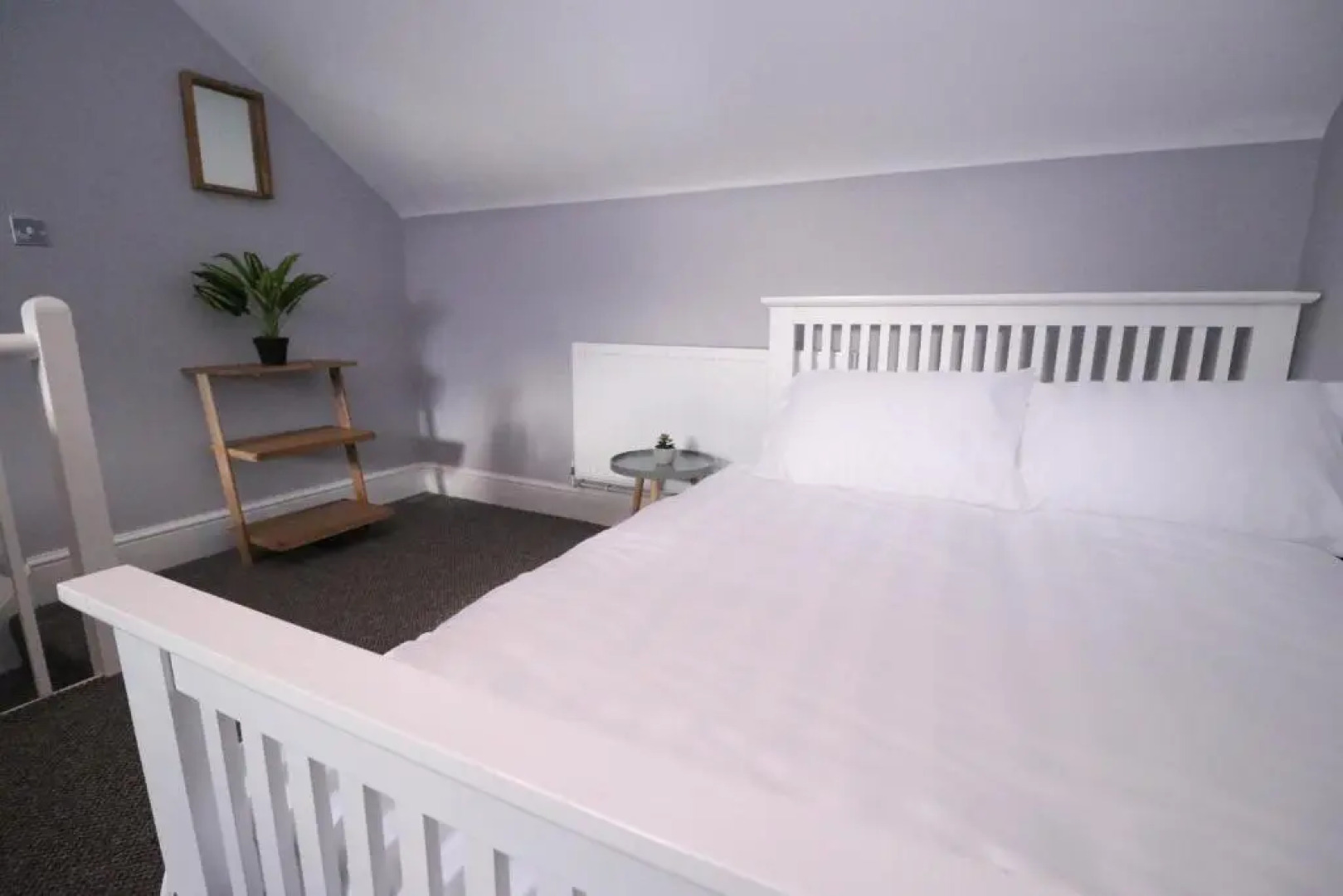 Amaya Five - Newly renovated - Very spacious - Sleeps 6 - Grantham