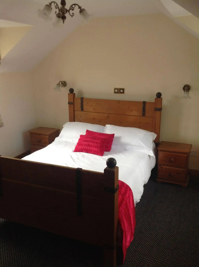 Glan Yr Afon Inn
