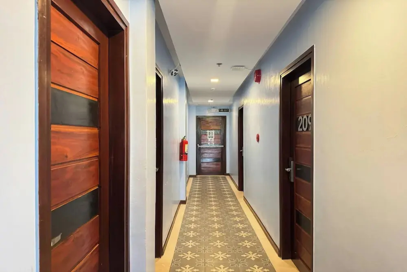 Ovemar Resort Hotel Near Vigan