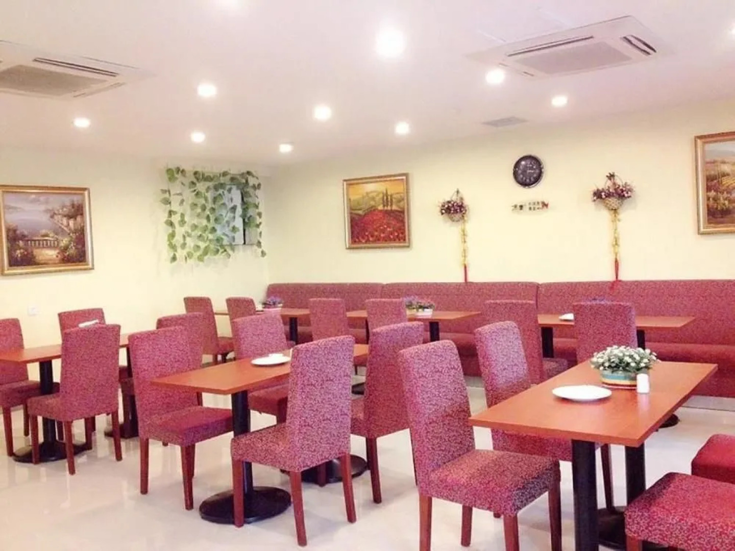 Hanting Hotel Centre Plaza