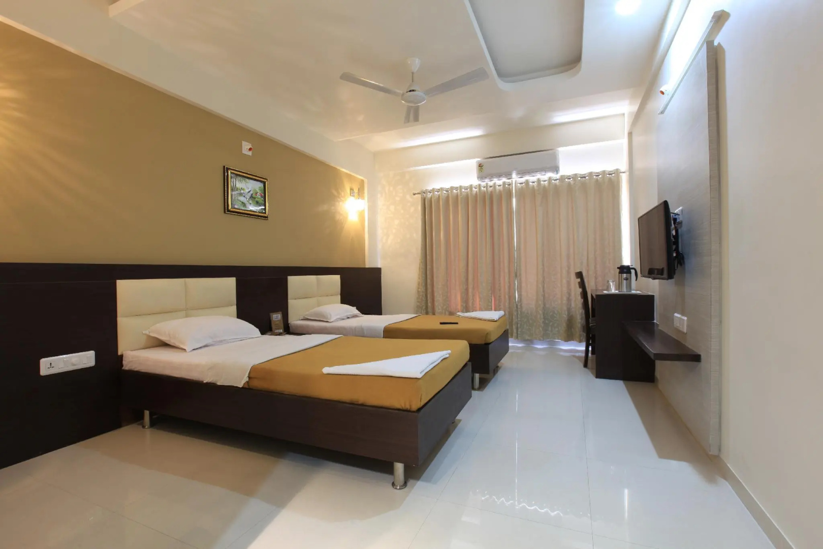 Hotel Galaxy Inn