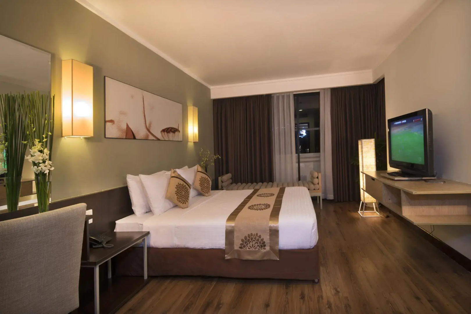 Vien Dong Hotel