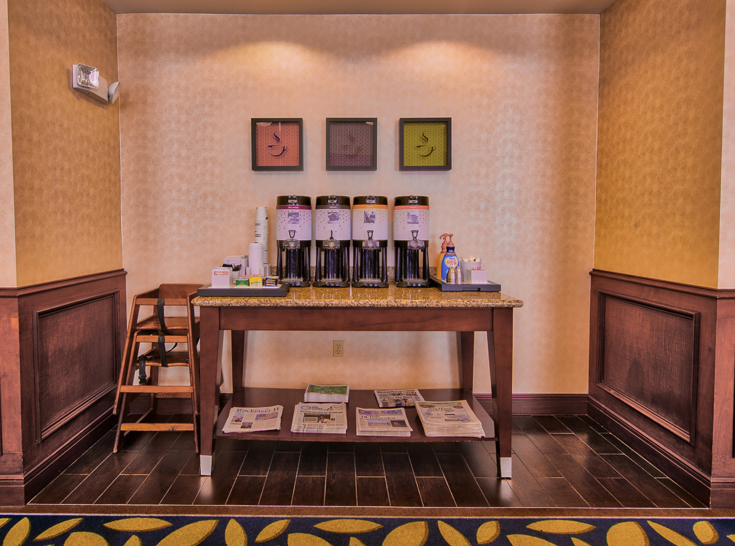 Hampton Inn & Suites Ridgecrest