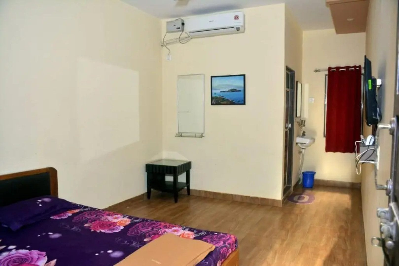 Patel Cottage Beach Road Alibag
