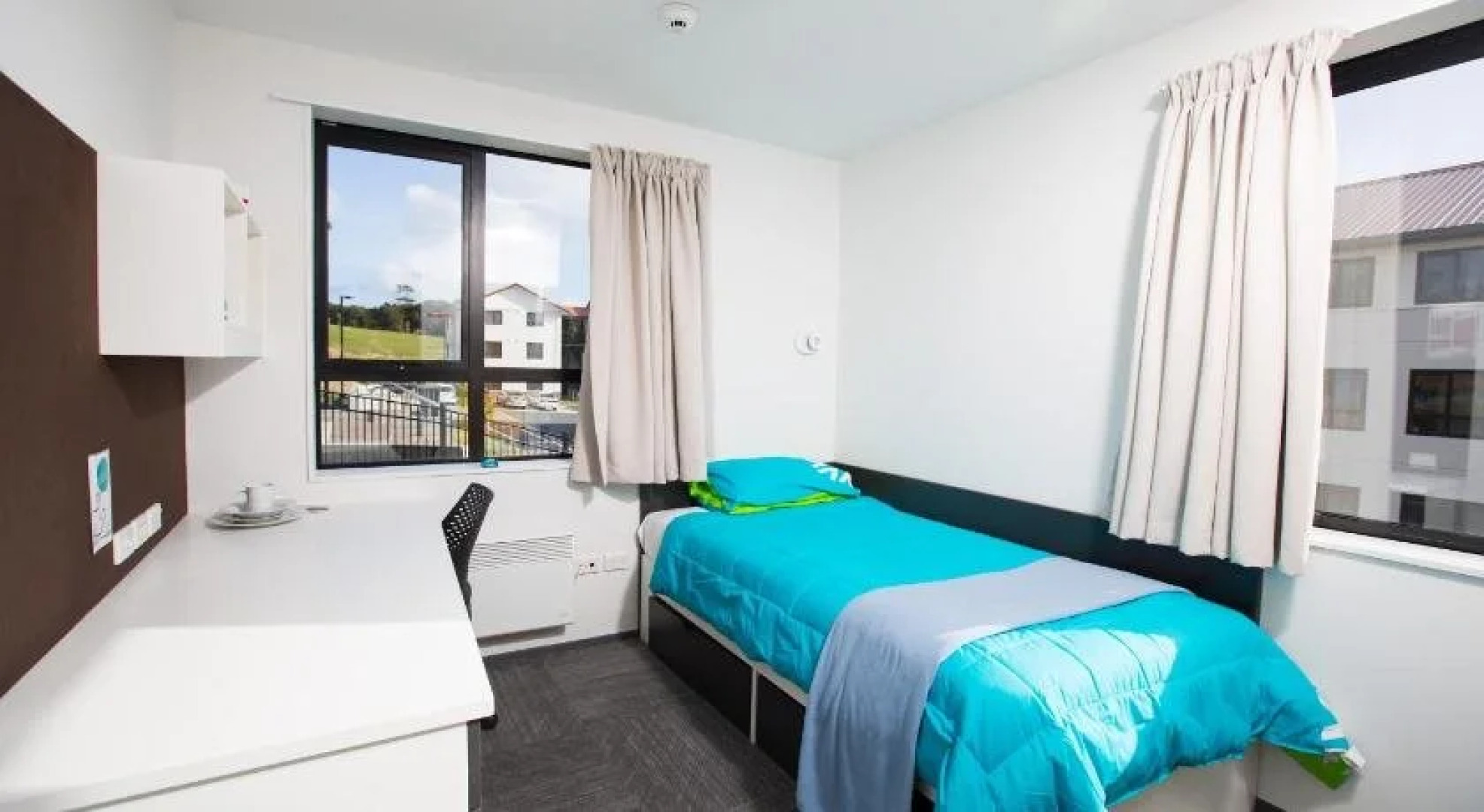 Campus Summer Stays - Albany Village