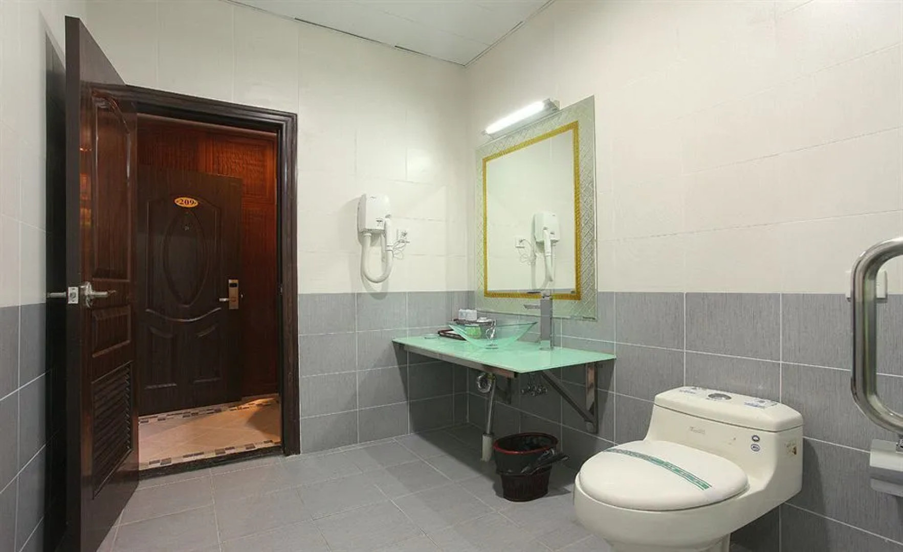 Yingfeng Business Hotel