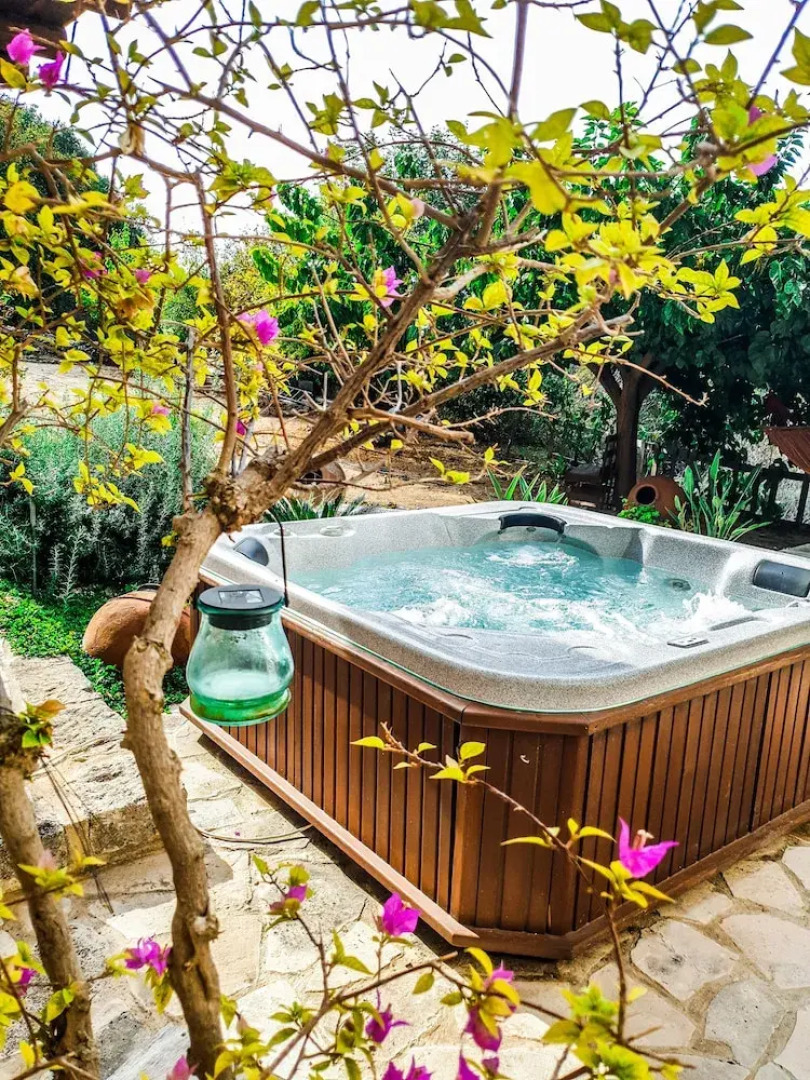 Sea and Mountain View Villa Anna