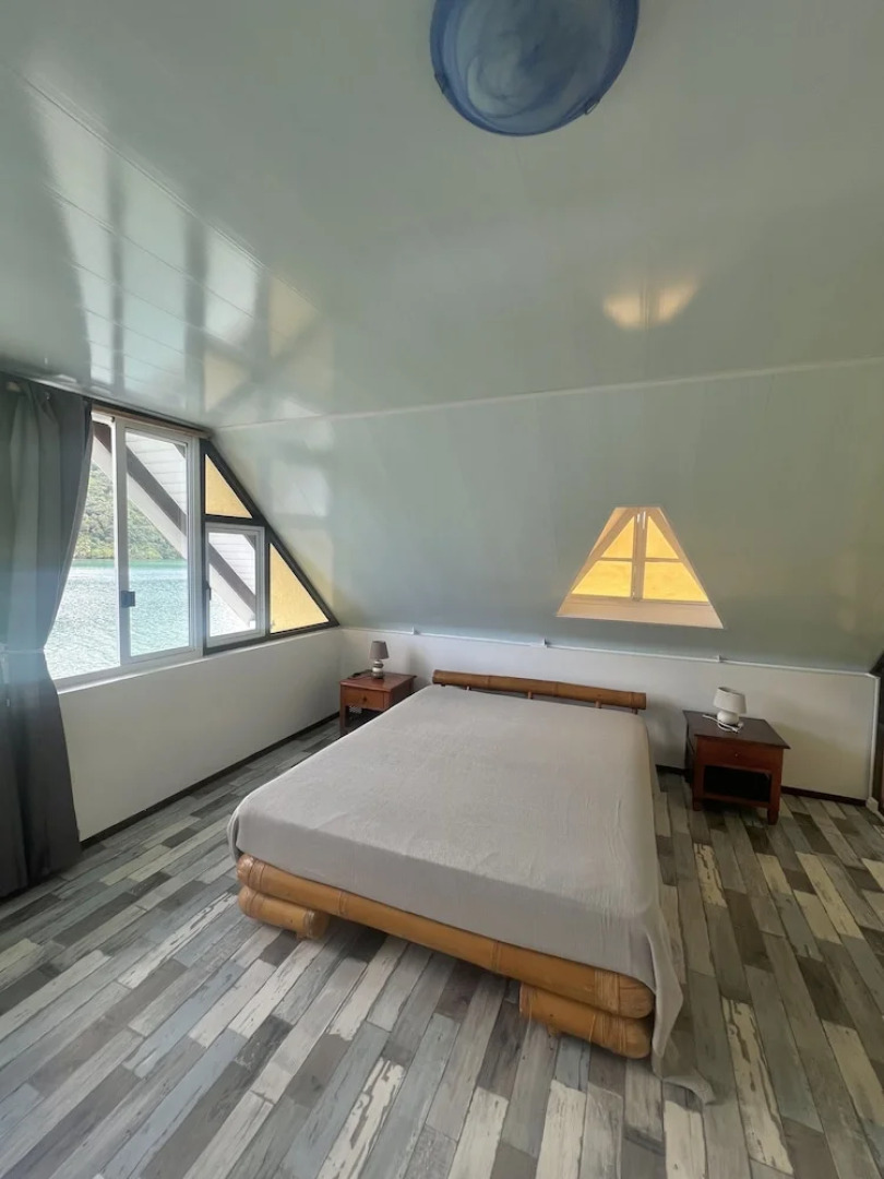 Tiare Faaroa Bay Villa