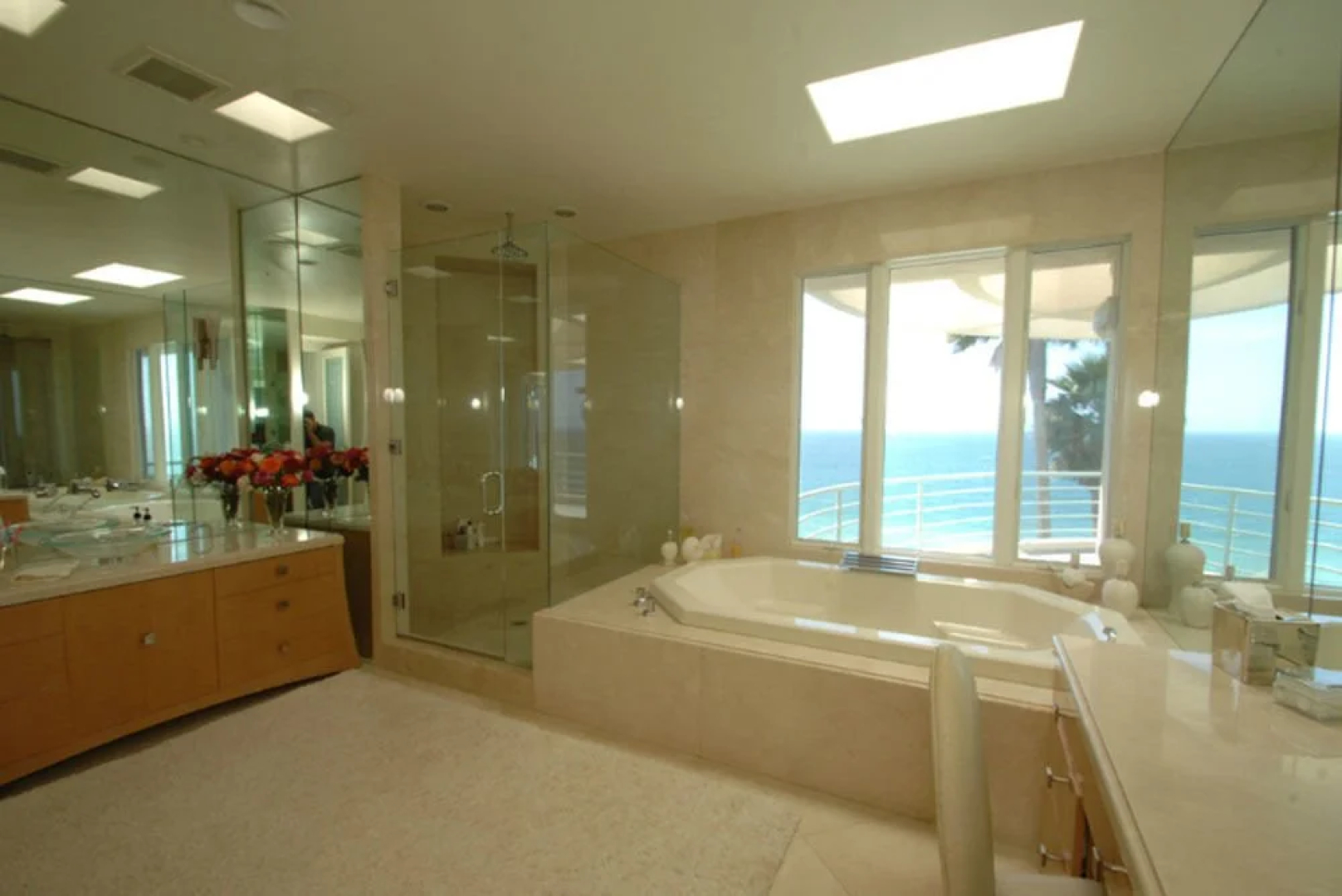 Malibu Spectacular Ocean View Mansion