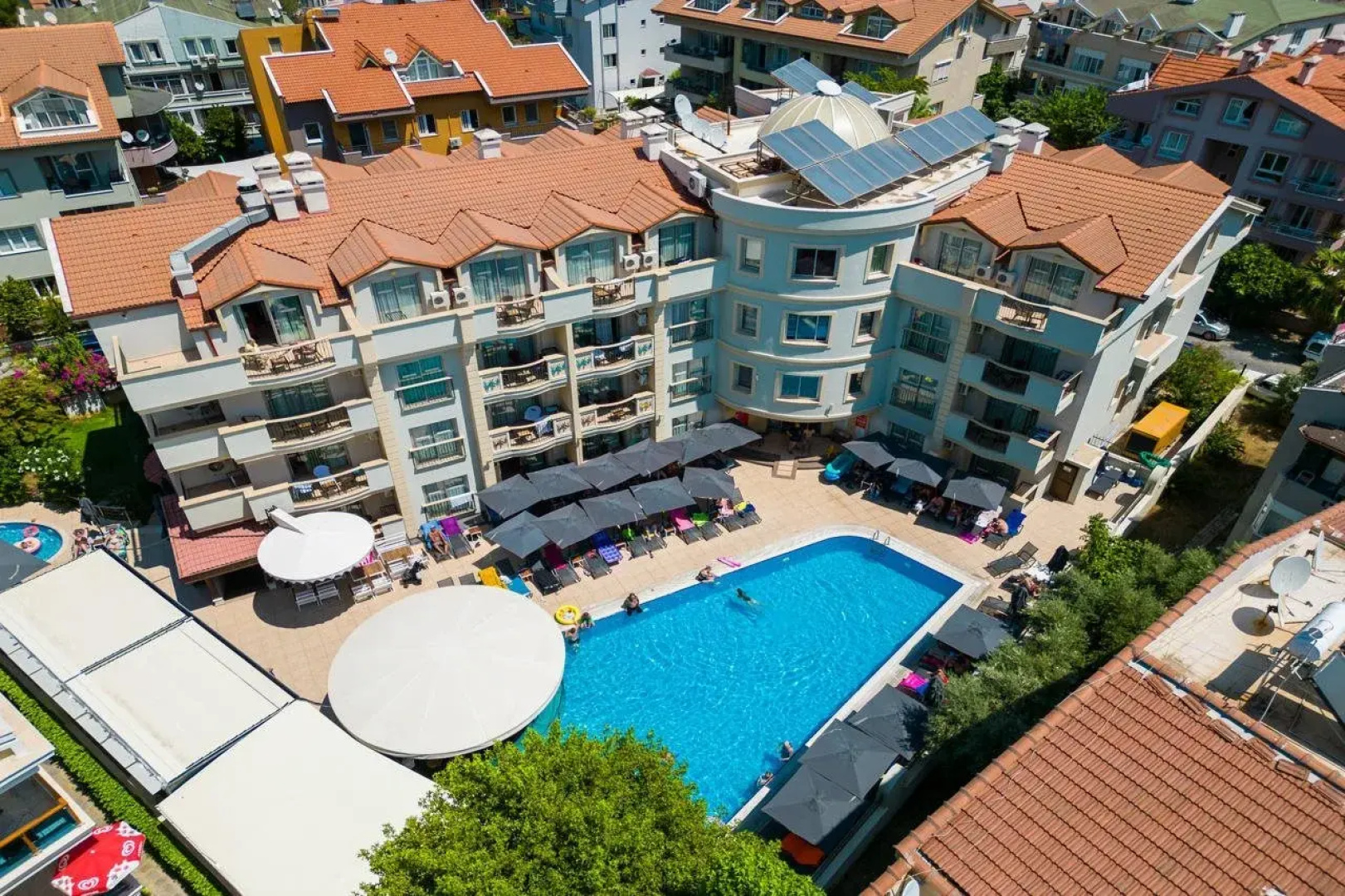 Club Karakas Apart