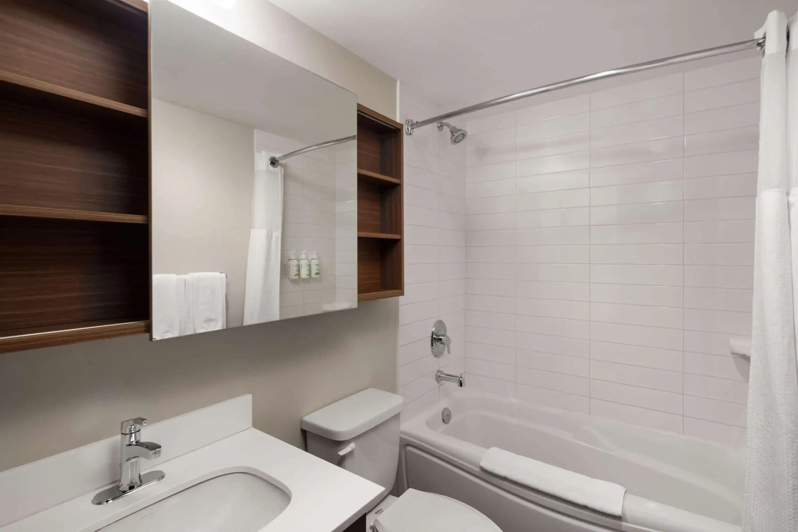 Microtel Inn & Suites by Wyndham Kirkland Lake