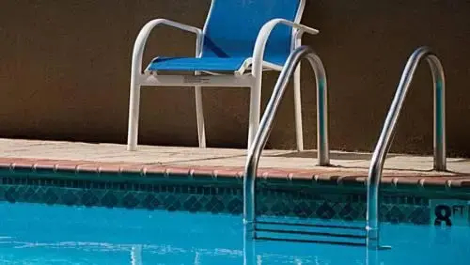 Palm Grove Hotel & Suites