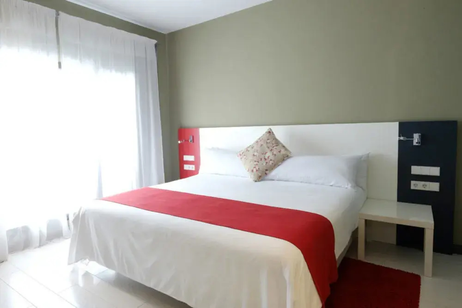 Magno Suites