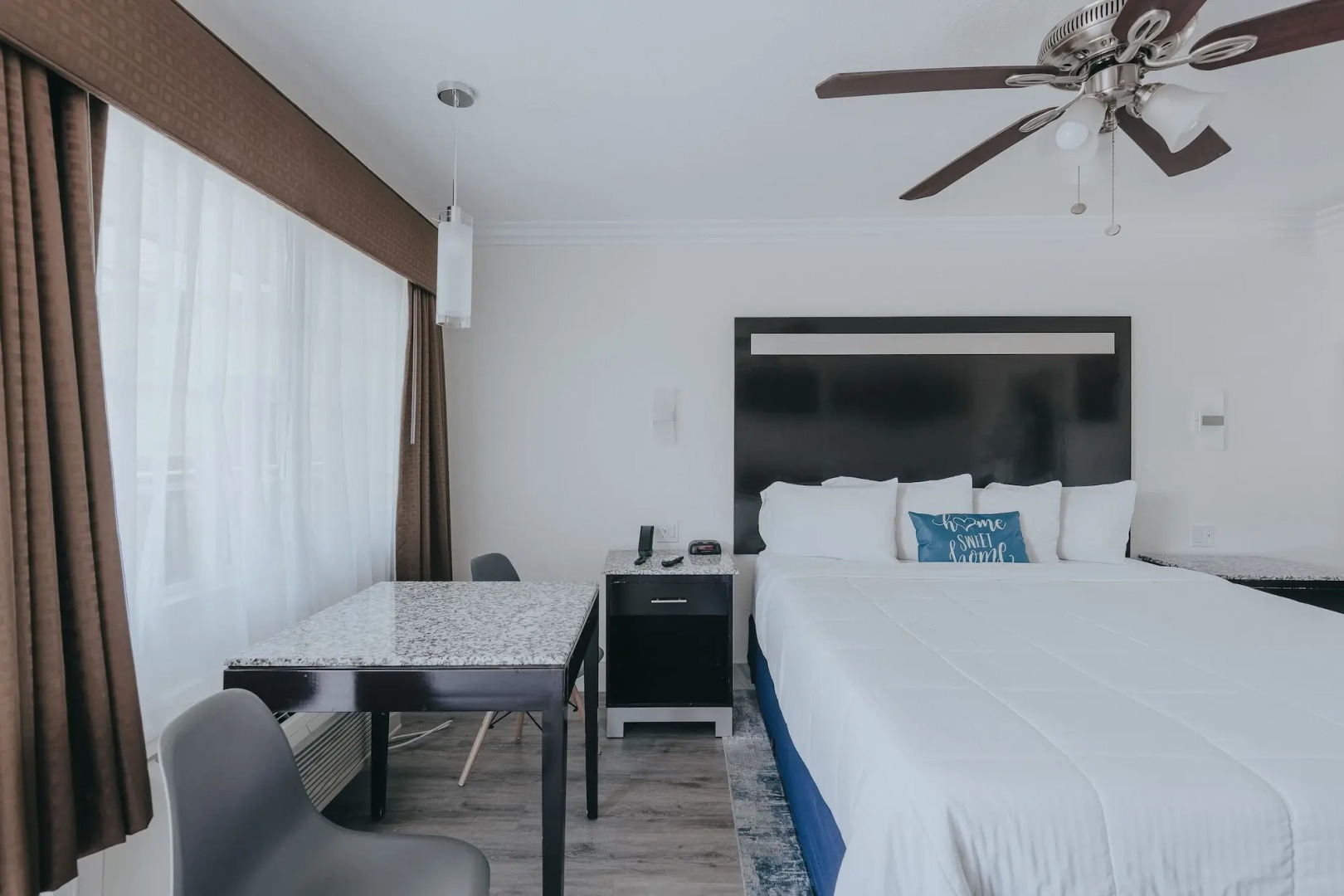 Sea Air Inn & Suites - Downtown - Restaurant Row