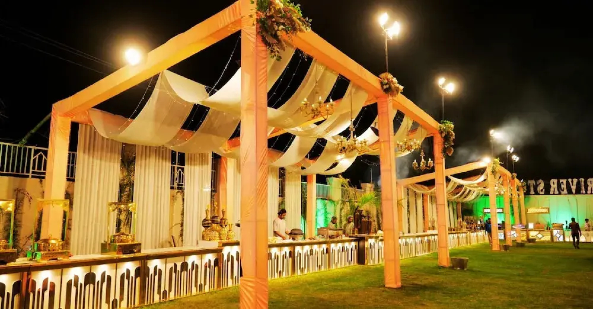 Orchha River Stone Resort