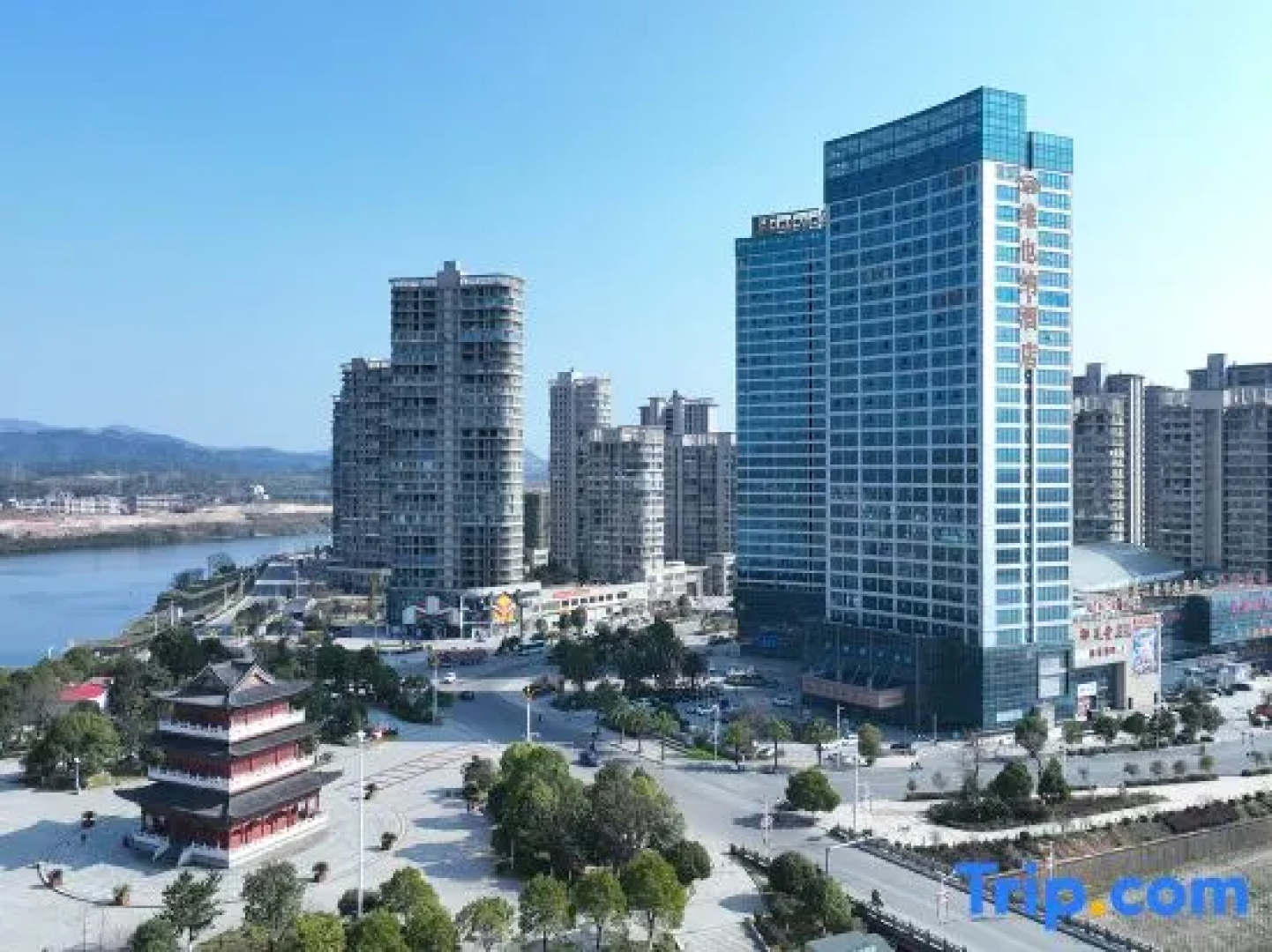 Vienna Hotel (Fuzhou Nancheng)