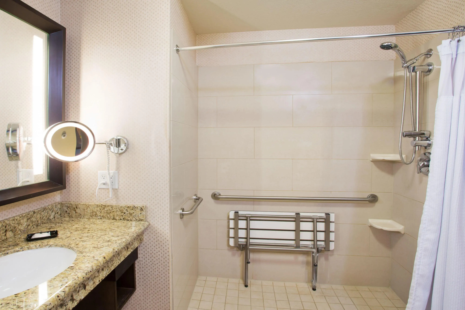 Crowne Plaza Anchorage Midtown by IHG