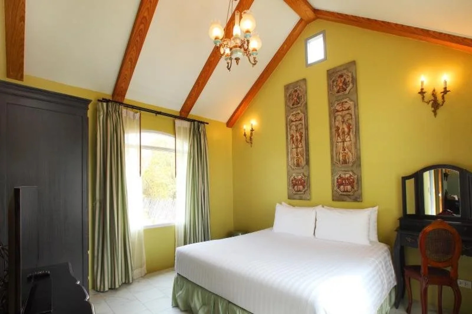 La Provence Suan Phung Hotel