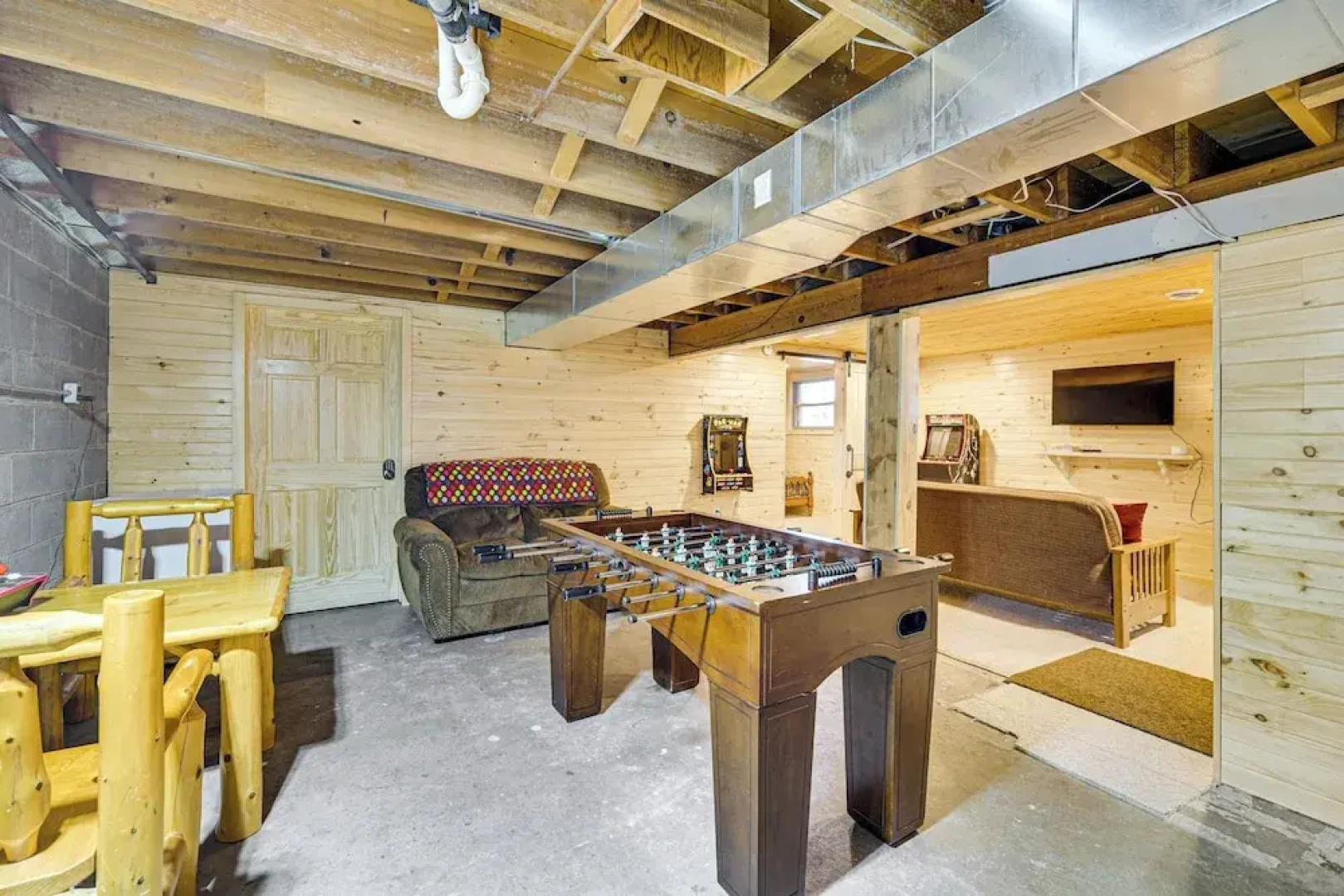 Beautiful Chetek Home w/ Prairie Lake Access!