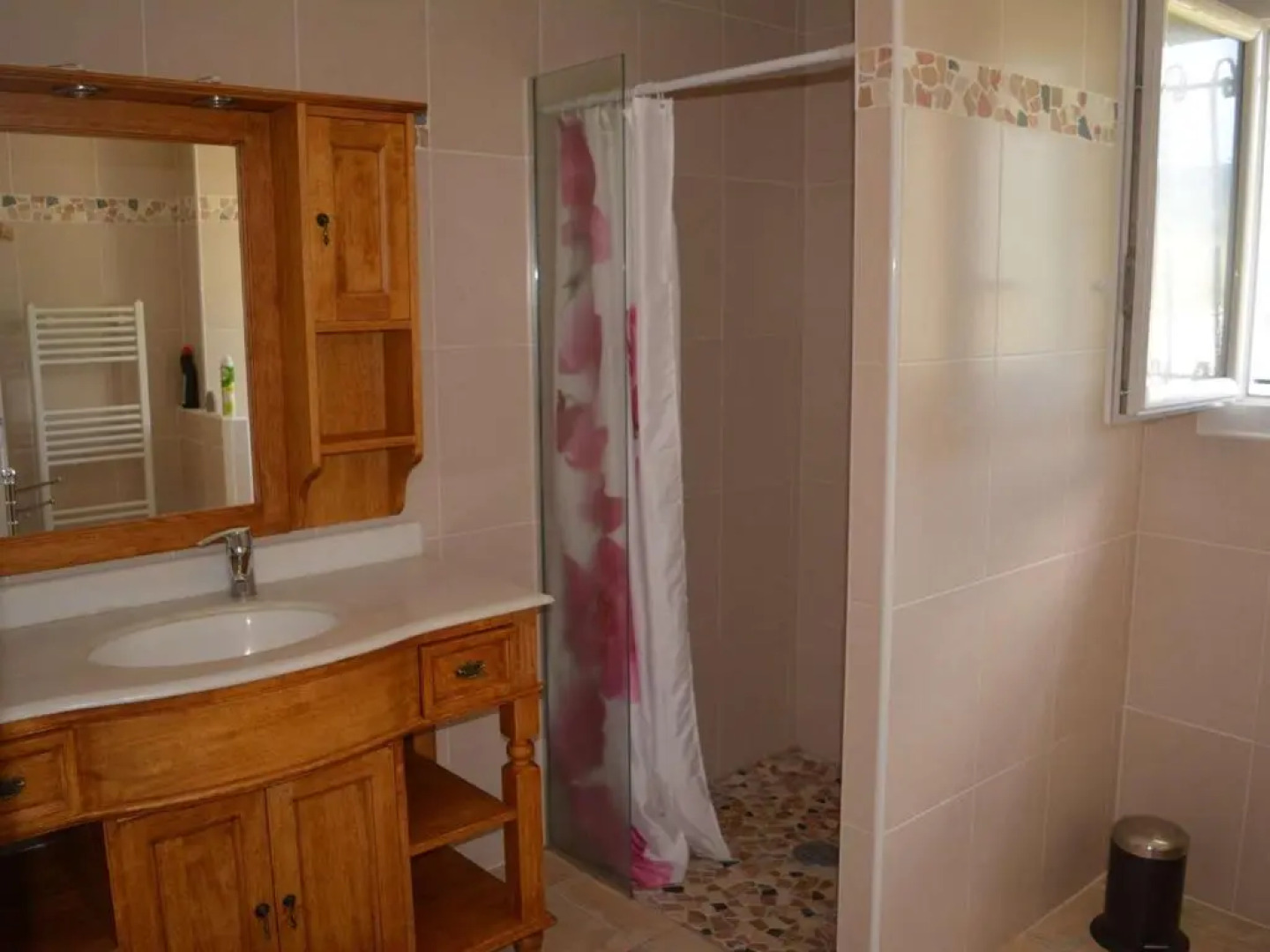 Maison Vallon-Pont-d'Arc, 4 pièces, 6 personnes - FR-1-382-52