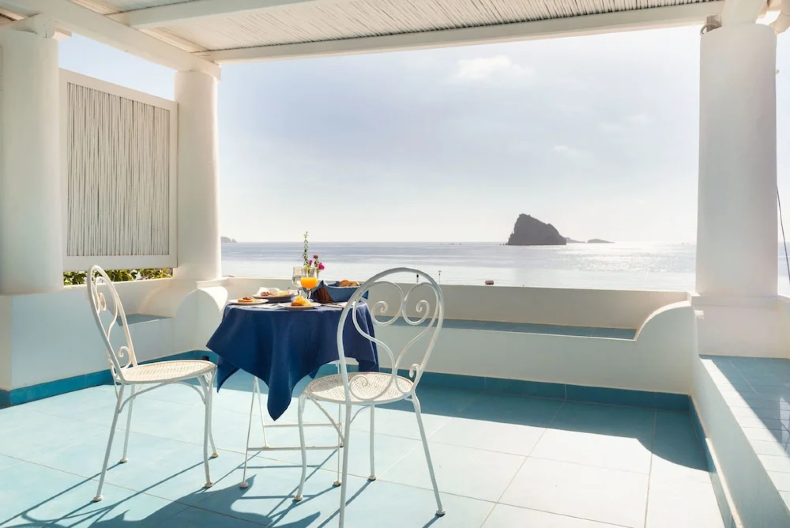 Hotel Eunymos - Trattoria Da Francesco Panarea