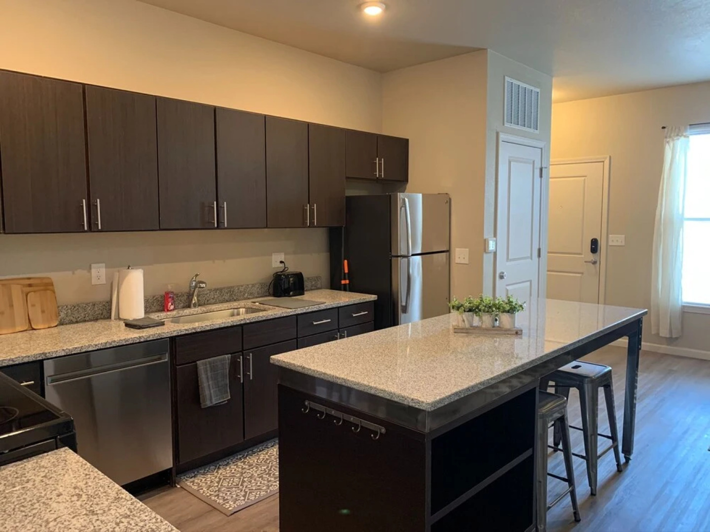 Cozy Houses at Nest Lawrence