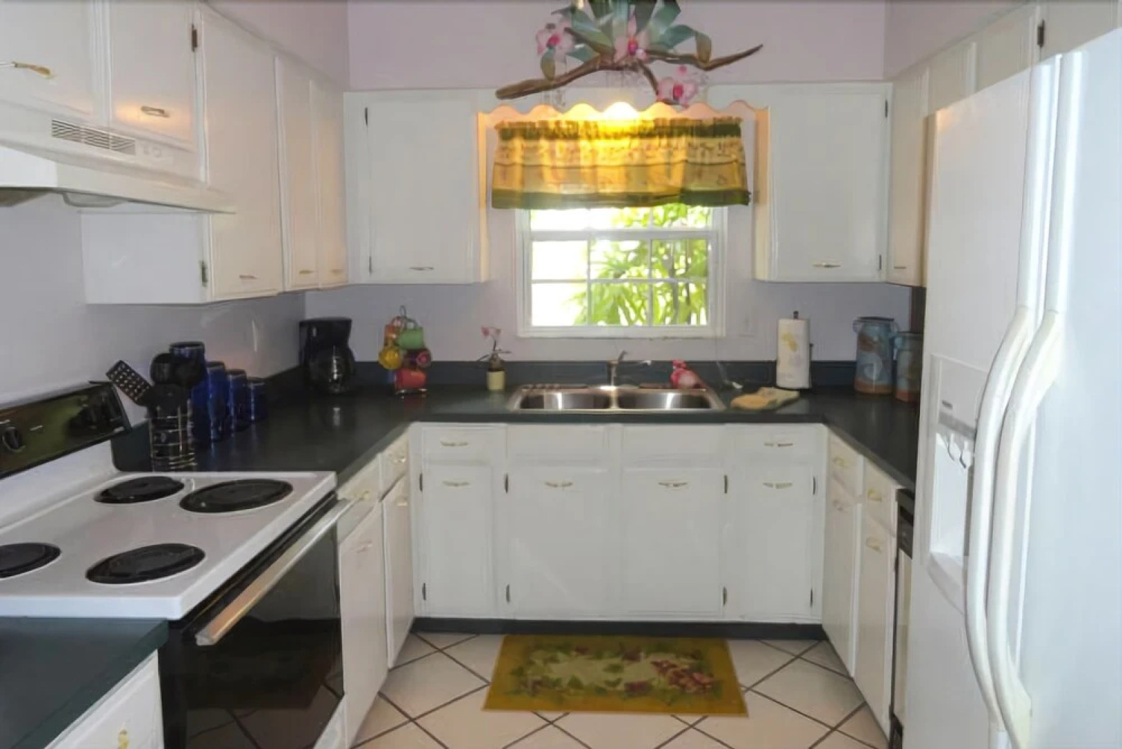 Blue Dolphin Inn Nine Bedroom Villa