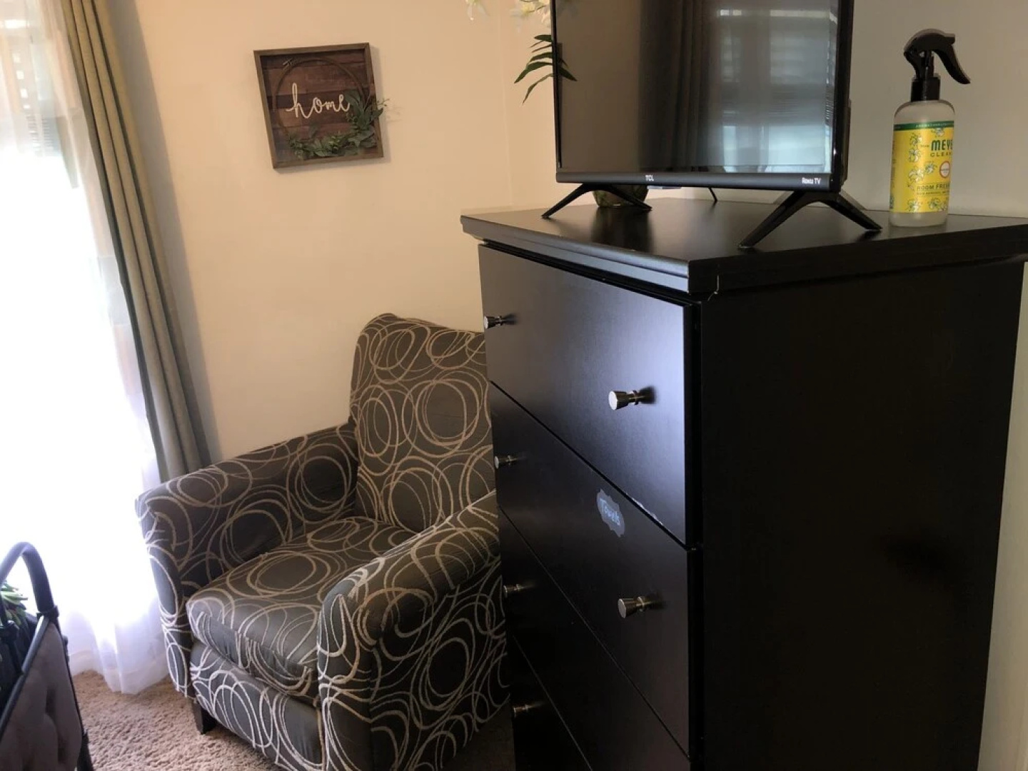 Becky & Marvels 420 Home With A Rentable Room And Wifi