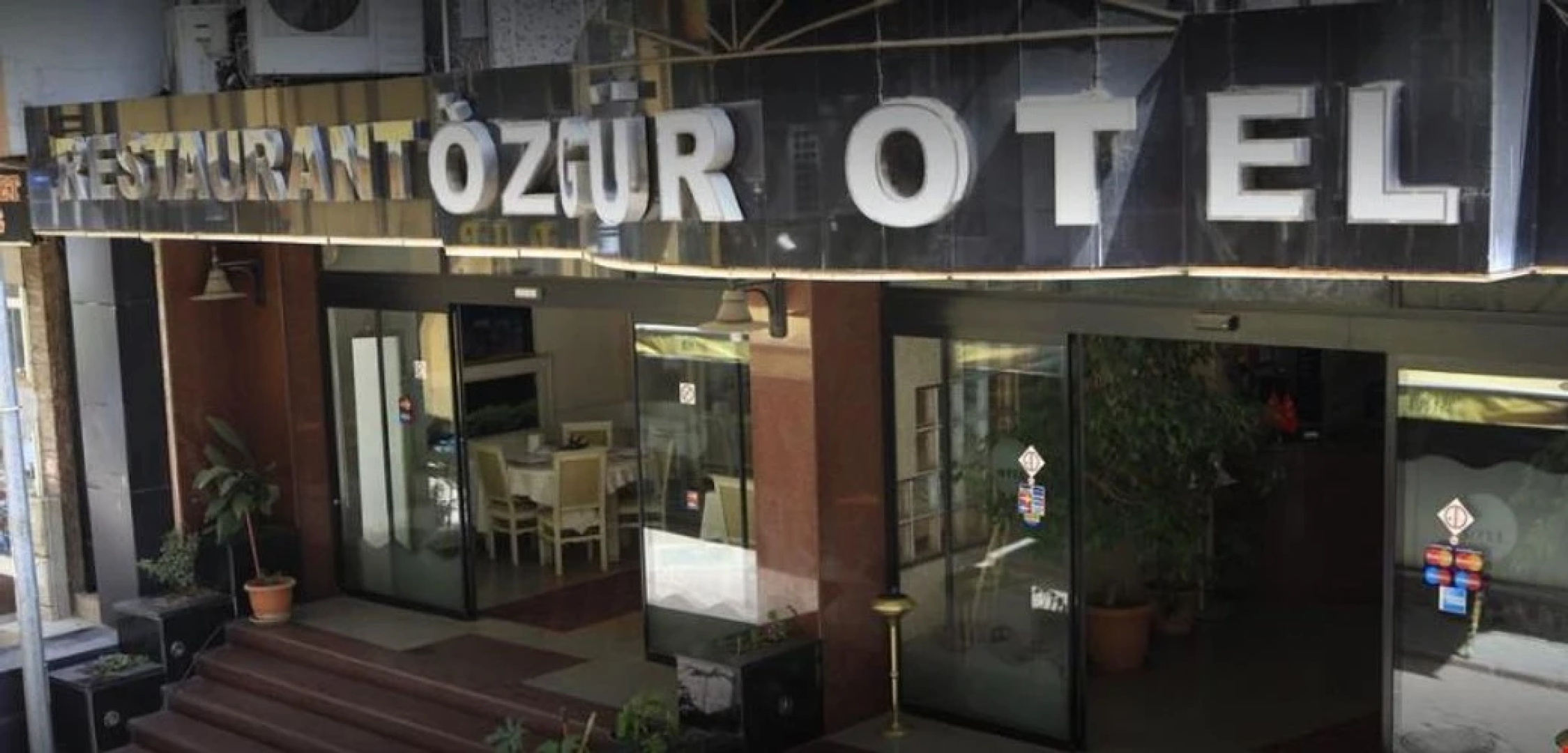 Ozgur Hotel