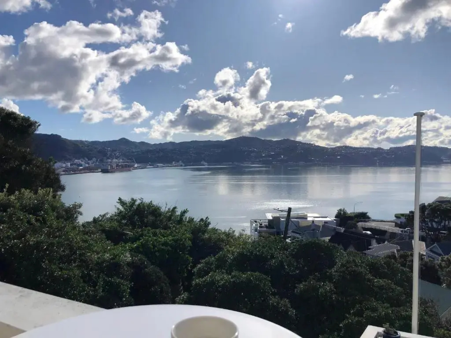 Private Luxurious Studio w Outdoor Living & Views!
