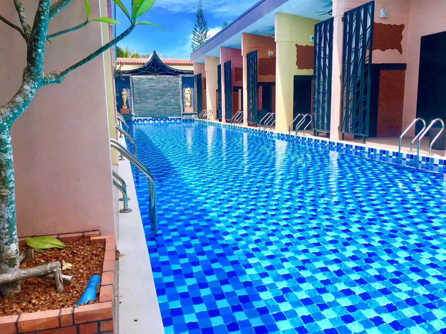 Baan Noppadol Hua Hin Loft Hotel