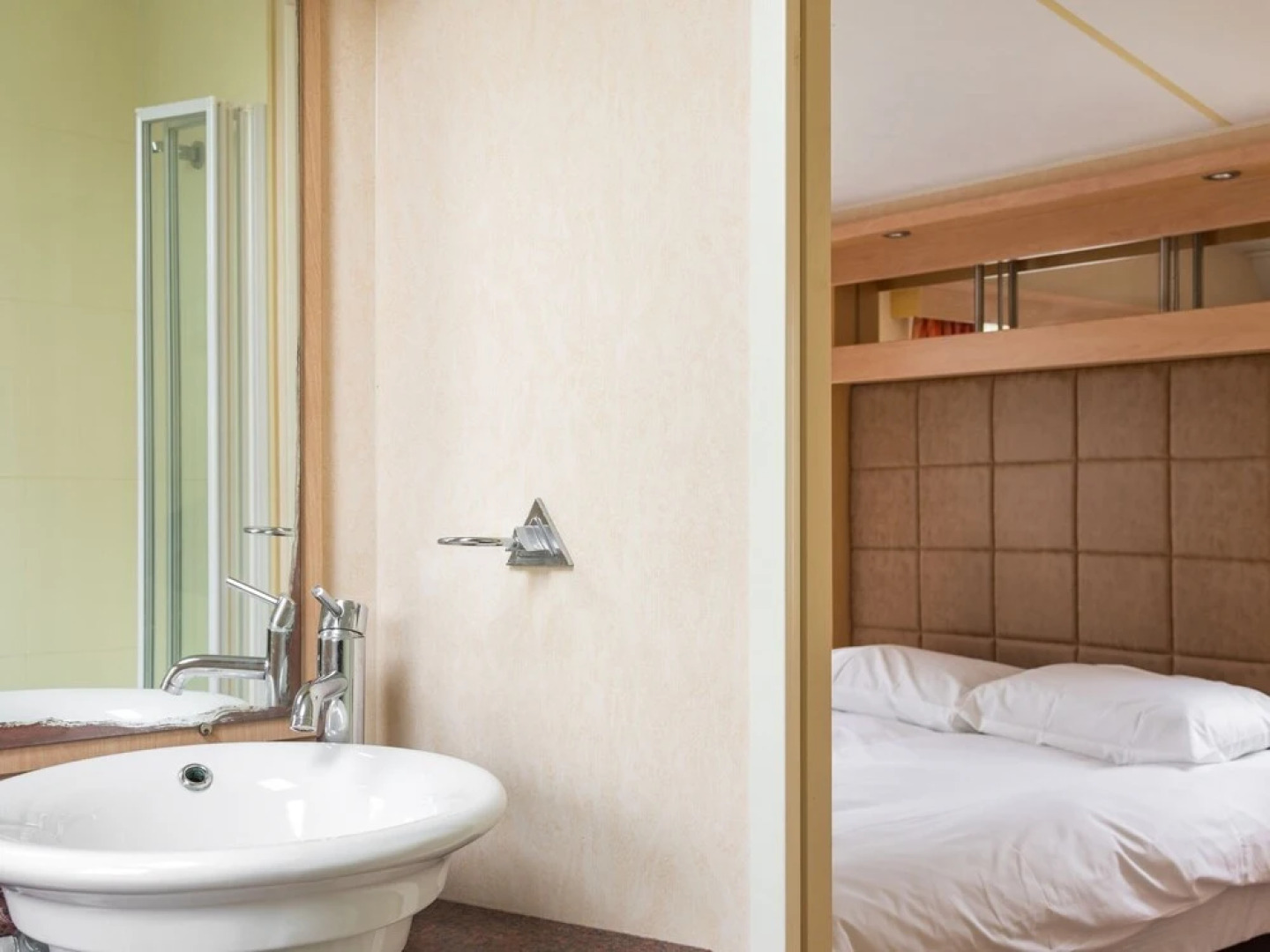 Captivating Home in Hastings With Sea Nearby