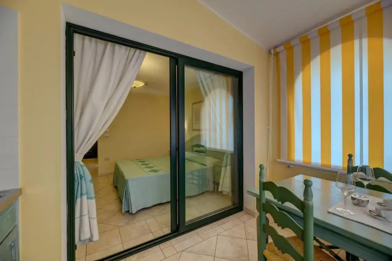 Cala Viola Residence con piscina