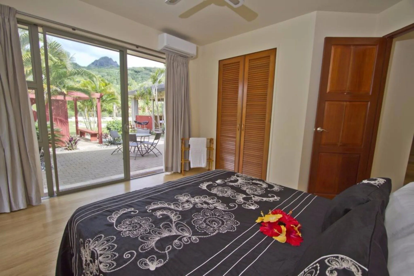 Rarotonga's Fishing Lodge - GT's