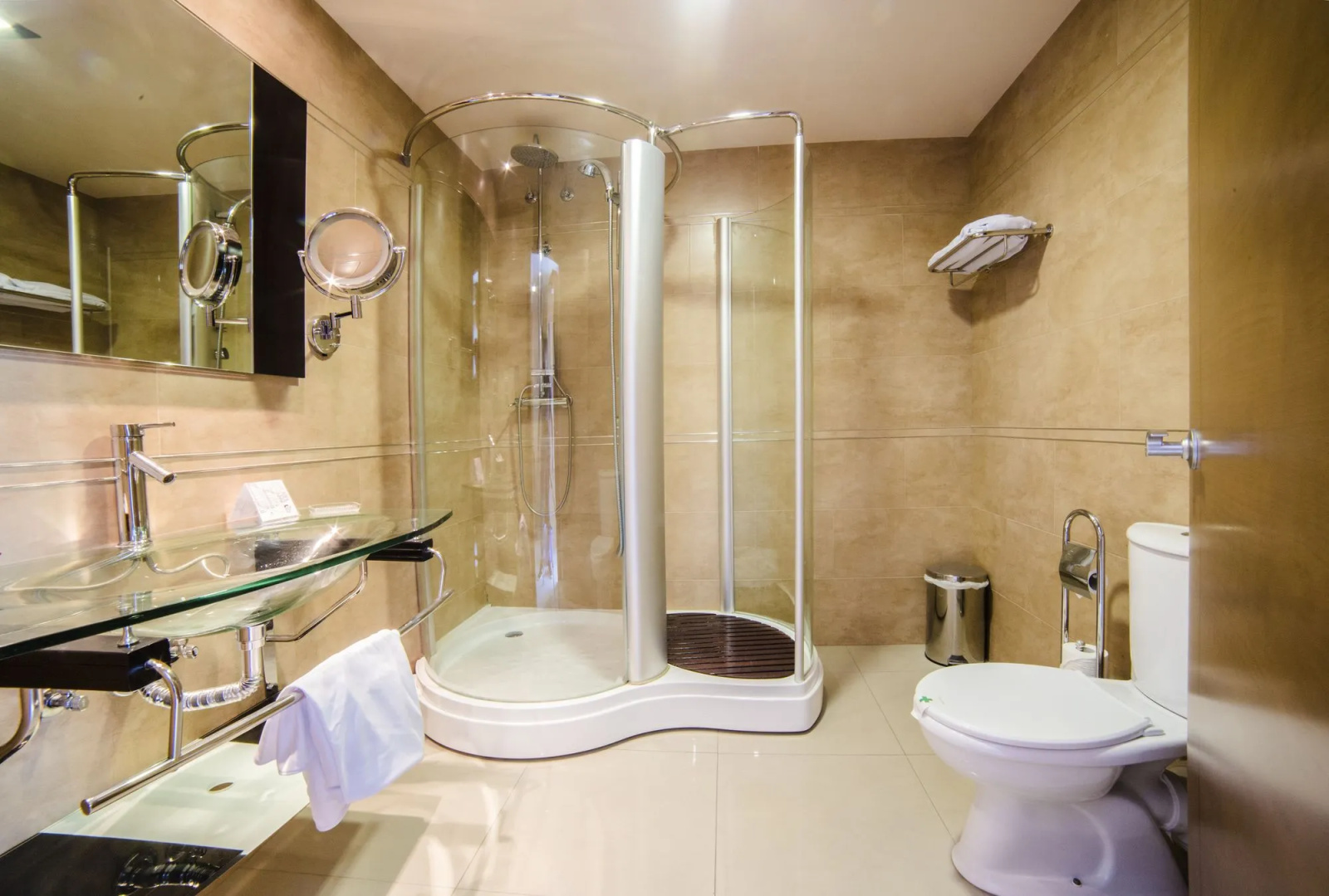 Exe Cunit Suites & Spa
