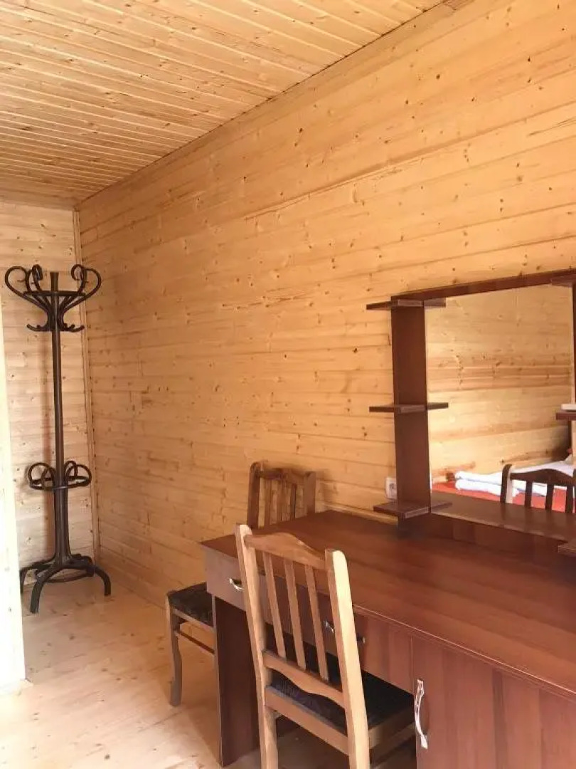 Cottage and Gigo Papa's Wine Cellar